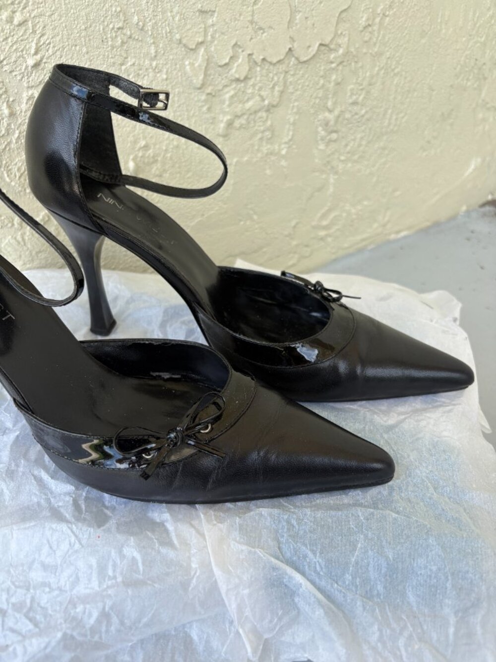 Nine West Ginatao Leather Pointed Toe Ankle Strap Heels Blue Green Sz 8.5 M Y2K